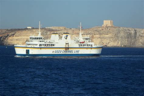 ferry sicile malte